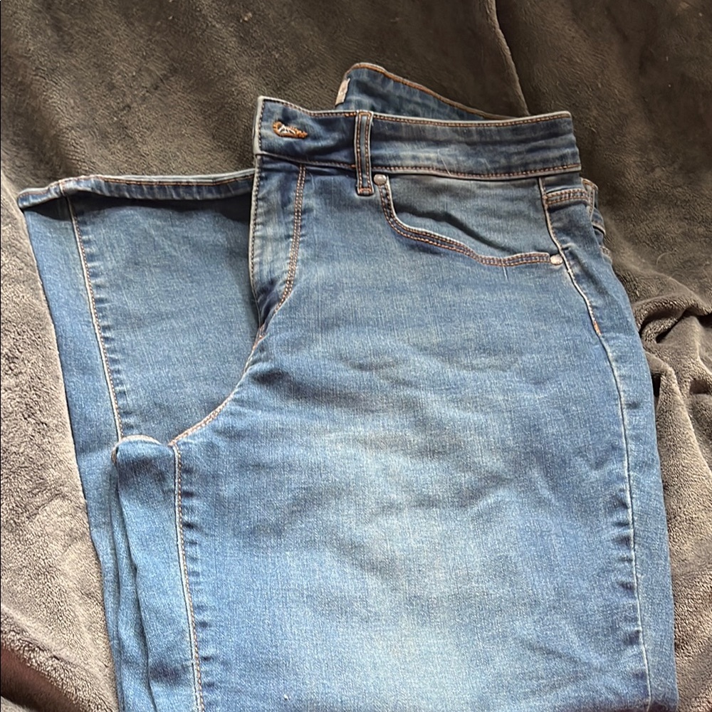 Falls Creek Size 14 Wide Leg Jean Capris